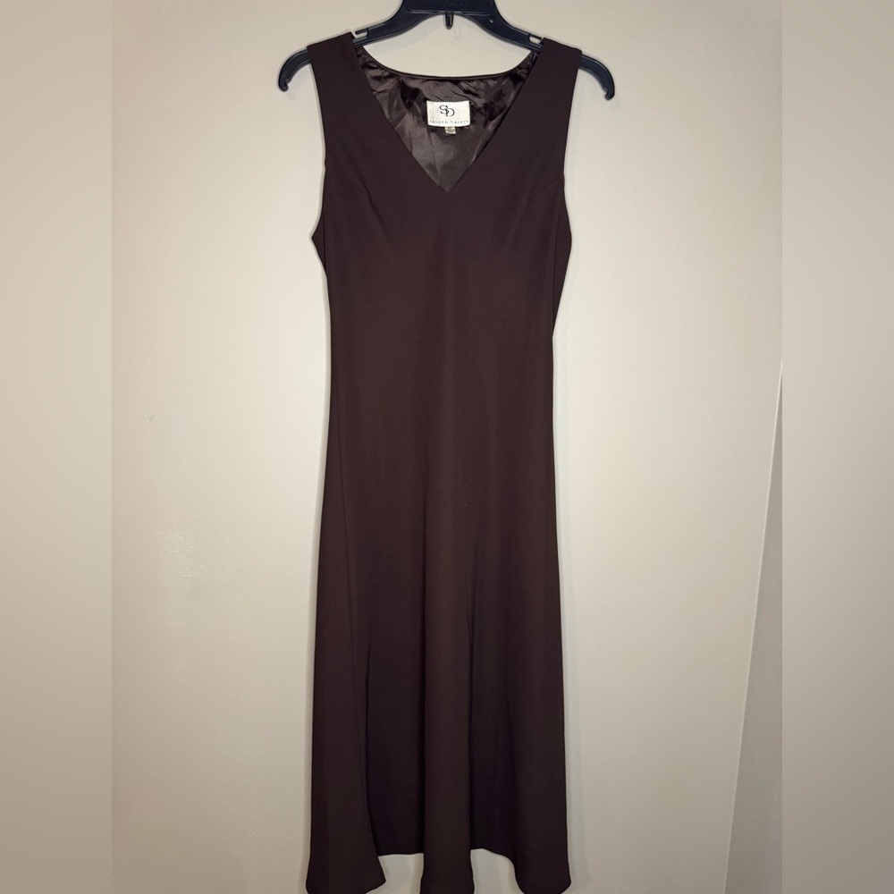 Sleeveless Brown Midi Dress